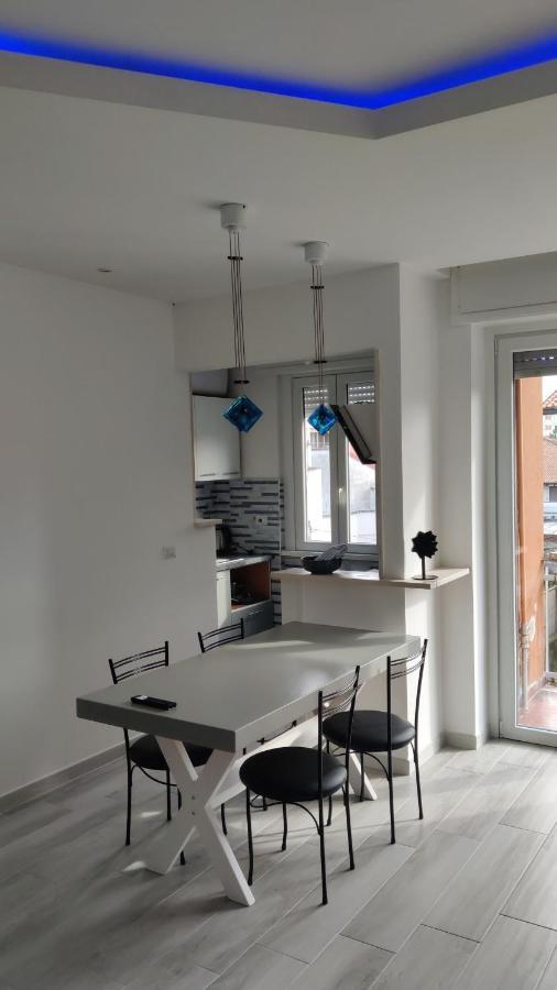 Galla House Gallarate Luaran gambar